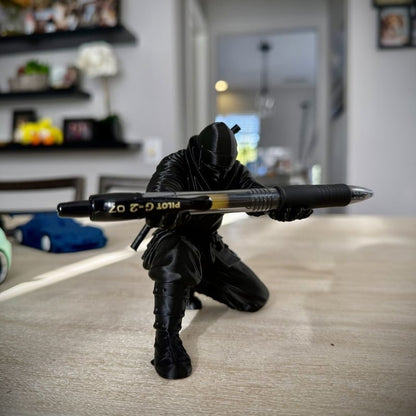 🔥 KAMPANJ DENNA VECKA! ⚔️ 3D-printat samuraj-pennställ & skrivbordsorganisatör