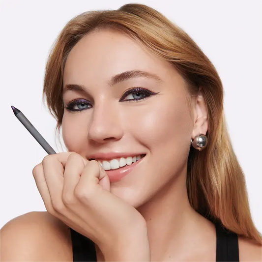 1440 Långvarig eyeliner