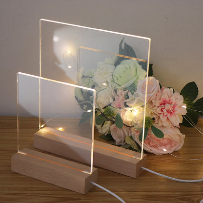 3D LED-nattlampe med ugravert akrylplate og base i bøketre (varmhvitt lys)
