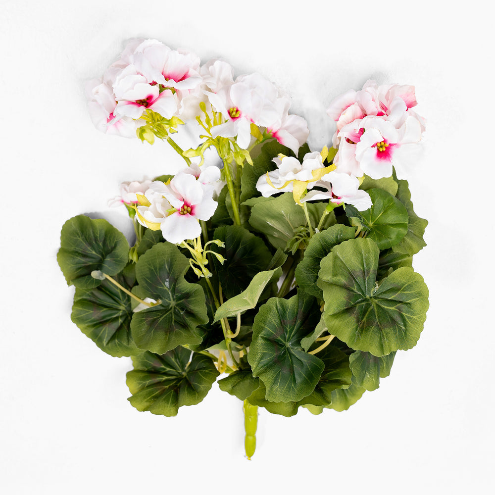 Konstgjord pelargonbuske